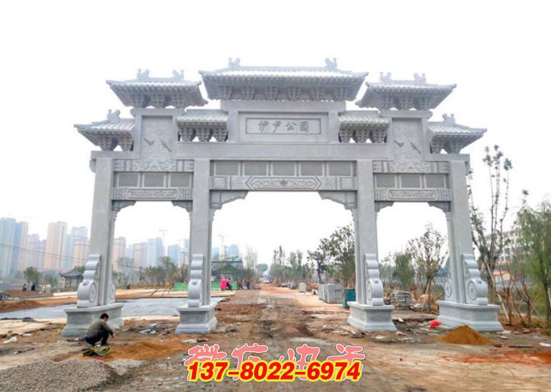 芝麻灰花崗巖景觀牌樓—山東菏澤曹縣伊尹公園牌樓工程